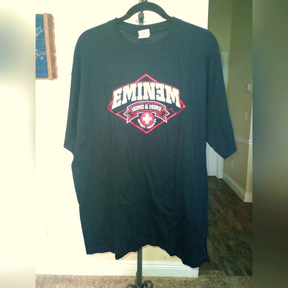 NEW EMINEM TOUR TEE